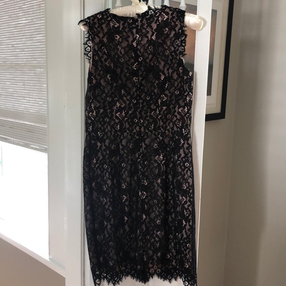 Lace cocktail dress - Picture 2 of 2